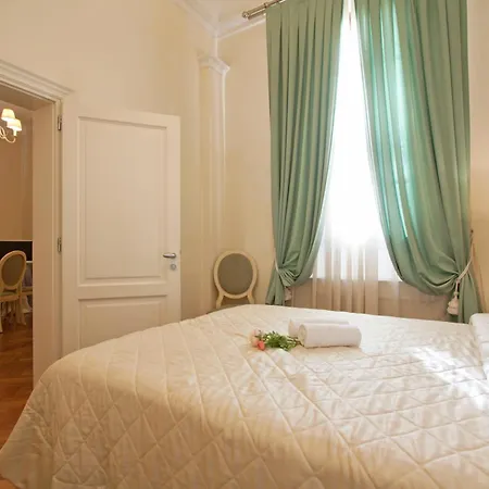Aparthotel Serristori Palace Firenze