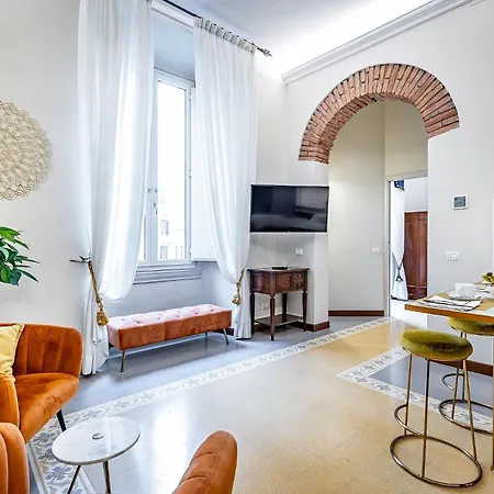 Three Via Roma Apartment