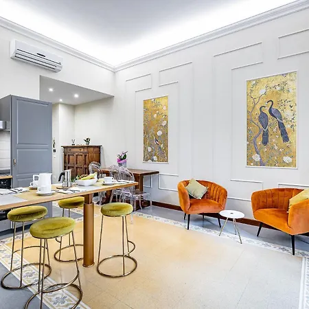 Apartment Three Via Roma