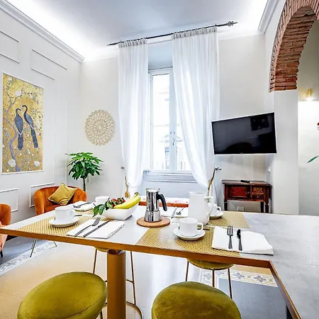 Apartment Three Via Roma *