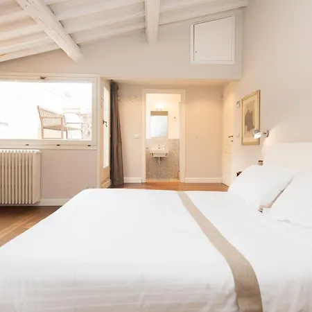 Giambologna Attic By Prestige Apartment