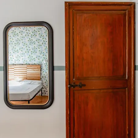 Big Near Piazza Santo Spirito Apartment *