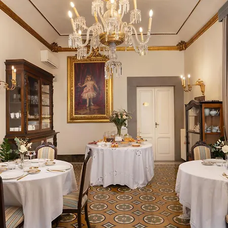 לינה וארוחת בוקר Piazza Pitti Palace - Residenza D'epoca