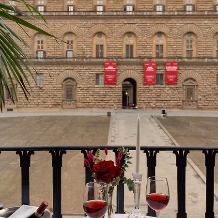 לינה וארוחת בוקר Piazza Pitti Palace - Residenza D'epoca פירנצה