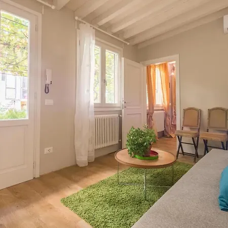 Appartement Boutique With Private And Garden Oasis