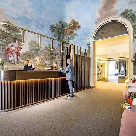 Hotel La Scaletta Al Ponte Vecchio Florence