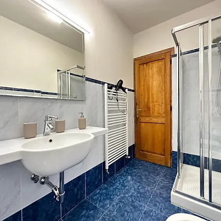 Luxurious View On Santa Croce Florence