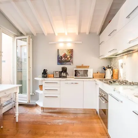 Apartment Giambologna Attic By Prestige