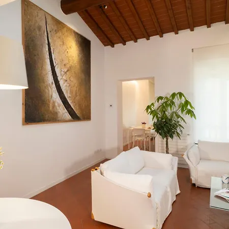 Apartment San Niccolo Walls Garden