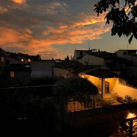 San Niccolo Walls Garden Apartment Florence