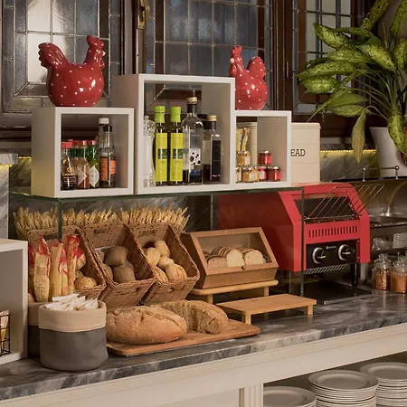 Nh Collection Porta Rossa Hotel 5*
