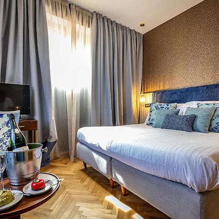 Duomo Hotel 3*