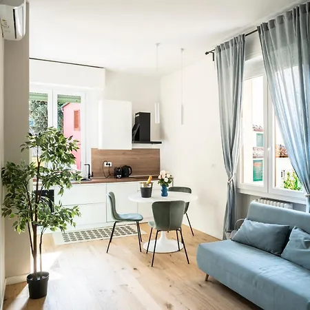 The Cherry Tree House Apartment