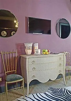 Oda ve Kahvaltı Porcellino Gallery Art Boutique Bb Floransa