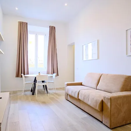 Cavour - Boutique In Apartment Florence