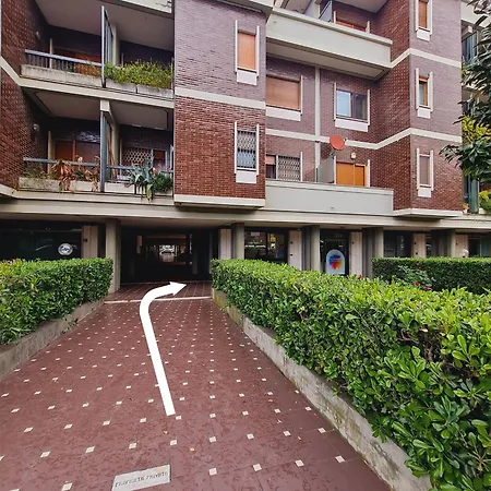 Mansarda Luminosa E Confortevole Apartment *