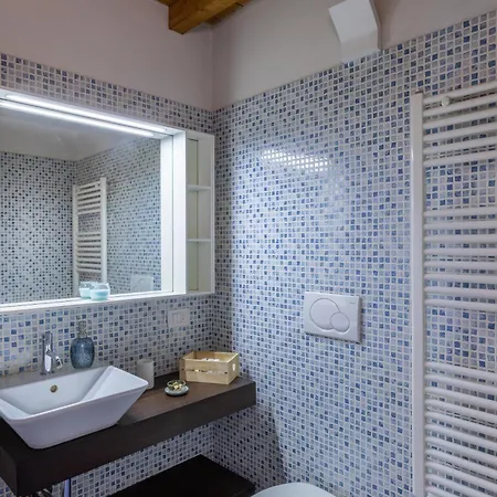 Casina Fiorentina * Florence
