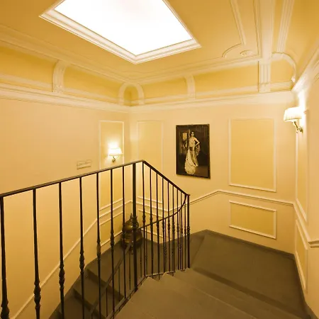 Granduomo Charming Aparthotel 2*