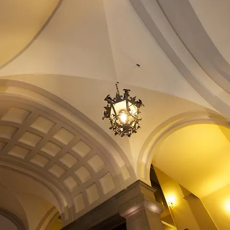 Szálloda California 4*