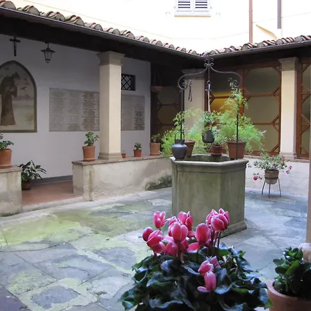 Casa Santo Nome Di Gesu