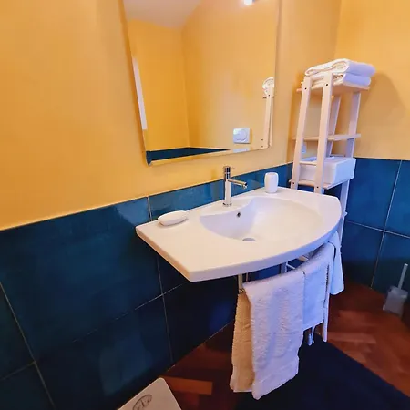 Apartment Mansarda Luminosa E Confortevole Florence