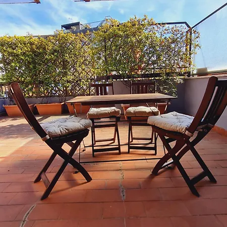 Apartment Mansarda Luminosa E Confortevole Florence