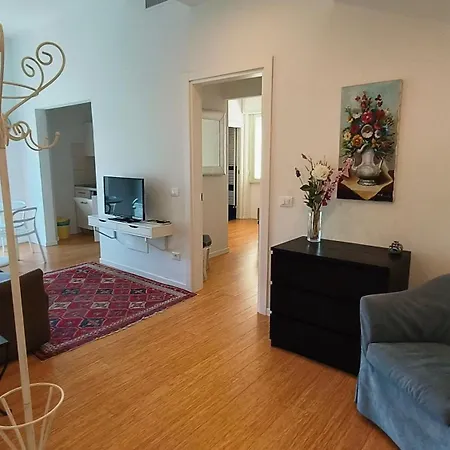 Le Statue Apartment *