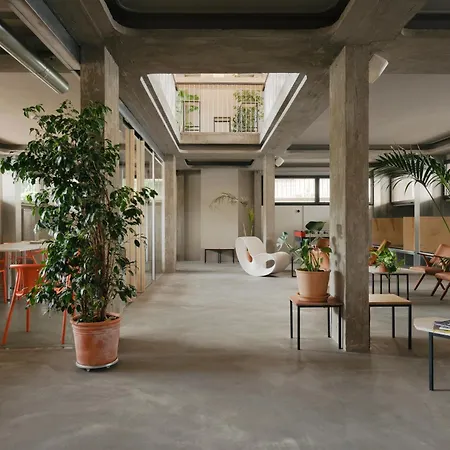 Hostel 're-dama Firenze