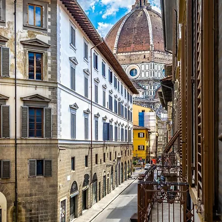My - Historic Centre Apartment