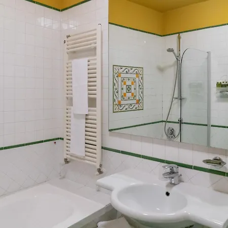 Ii Guelfo Bianco Hotel 3*