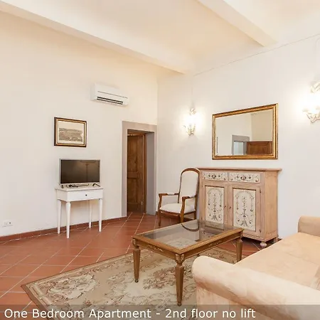 Apartment Palazzuolo Tower By Mamo