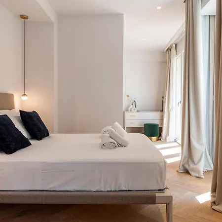 בית הארחה The Old Palace- Luxury Signoria *