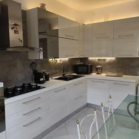 2 Stanze Apartment *