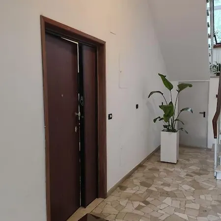 Apartment 2 Stanze *