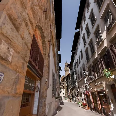 Apartment Ponte Vecchio - Partenope Luxury Florenz