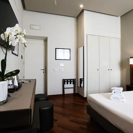 Hotel Embassy 4*