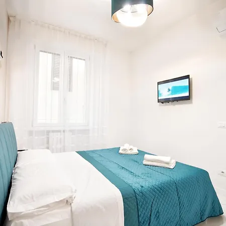 Apartamento Lux Center, 2camere, 2bagni, Train Station Smn