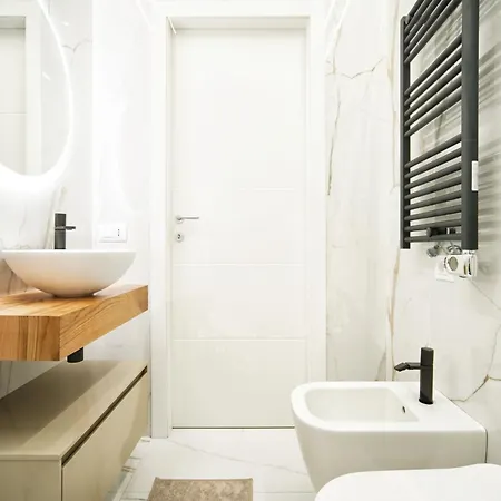 Lux Center, 2camere, 2bagni, Train Station Smn Apartamento *