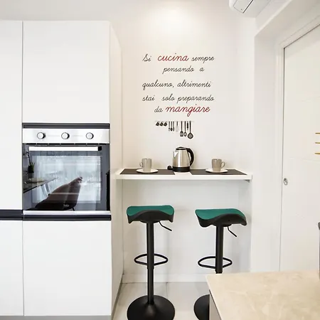Lux Center, 2camere, 2bagni, Train Station Smn