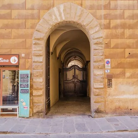 Апартаменты Residenza Ardengo - Renaissance Palace Near Duomo Флоренция