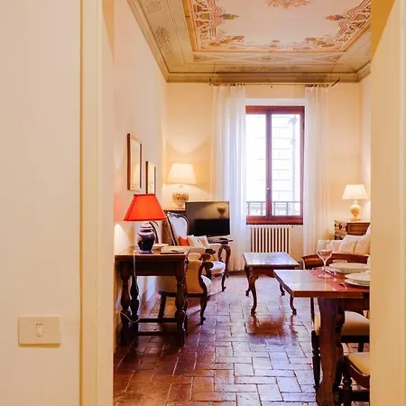 Апартаменты Residenza Ardengo - Renaissance Palace Near Duomo Флоренция