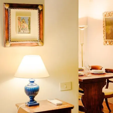 Residenza Ardengo - Renaissance Palace Near Duomo Апартаменты *