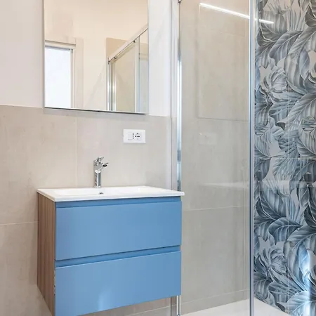 Mazzini 34 Collection * Florence