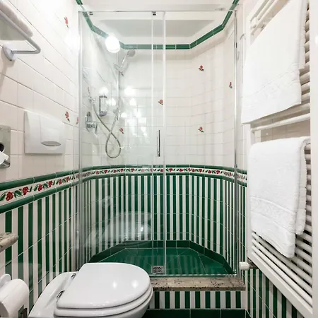 Morandi Hotel 3*