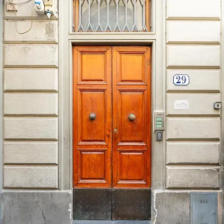 View Boutique - Milu Holidays Florenz