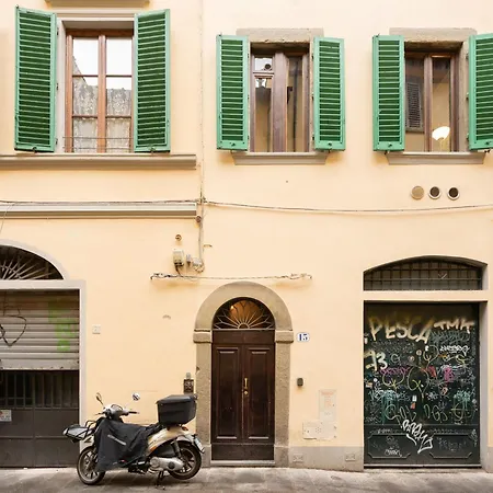 Via Benedetta, 13 - Charming - Florentine Gem Steps From Station - Prime Spot! Florence
