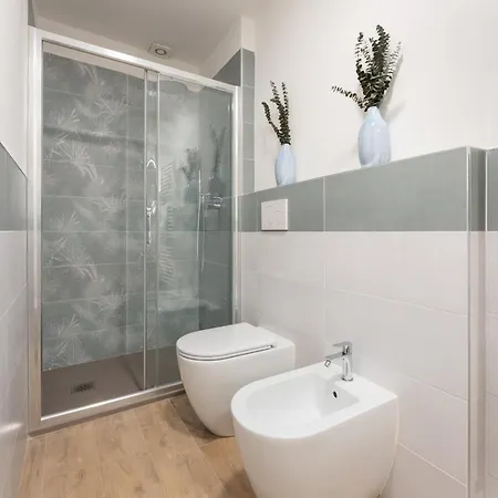 Apartment Via Santa Reparata, 1 - 2nd Floor - Stunning And Spacious 10 Min To Historic Center *