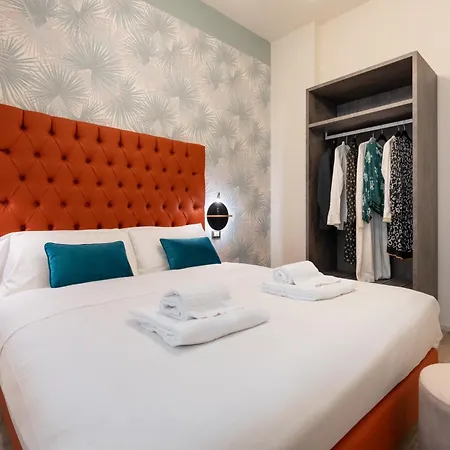 Via Santa Reparata, 1 - 2nd Floor - Stunning And Spacious 10 Min To Historic Center Florenz