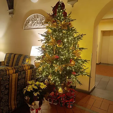 Botticelli Hotel 4*