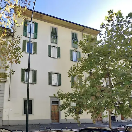 Mazzini 34 Collection Florence